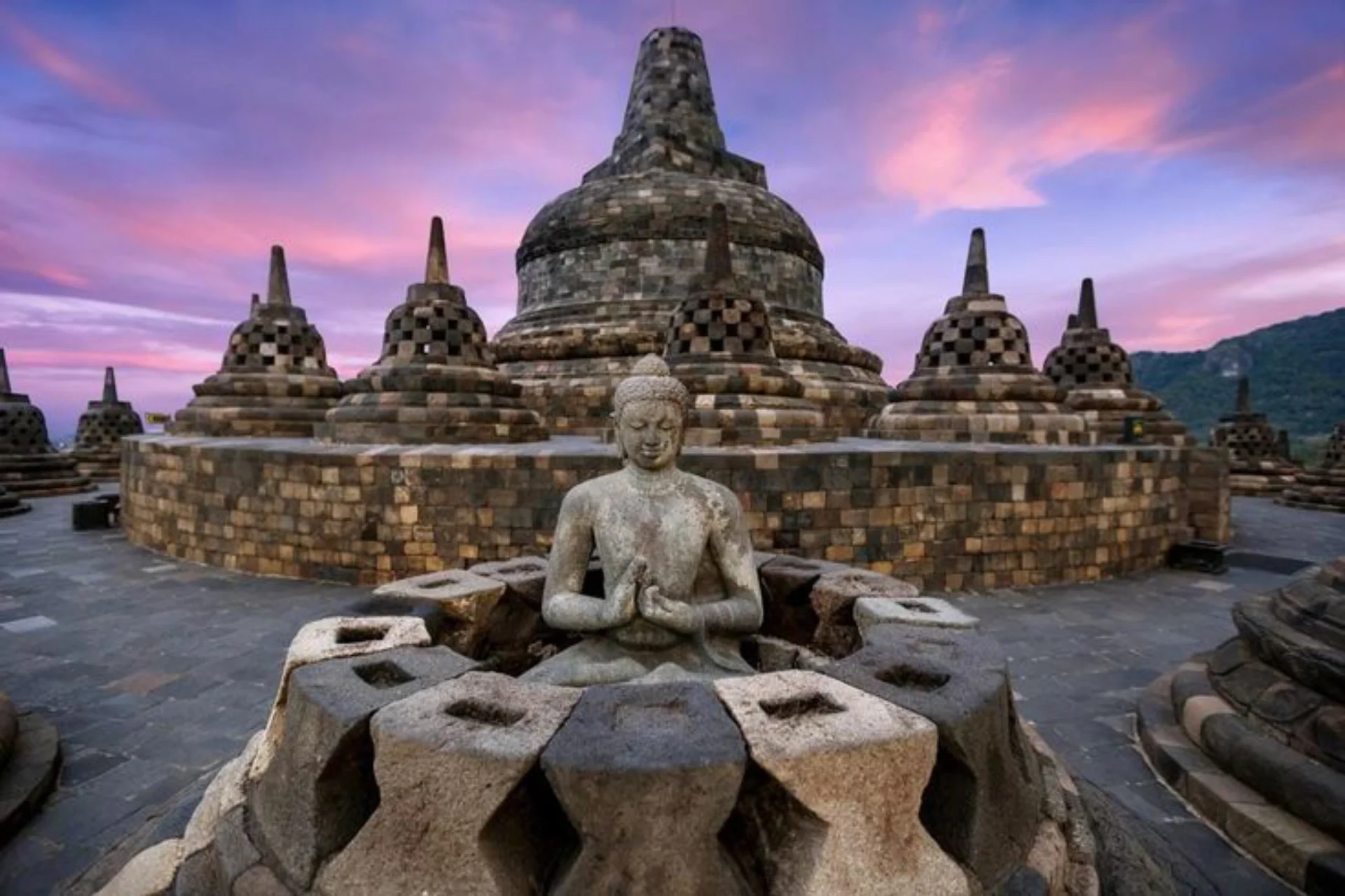 3 Temples in Indonesia You Just Have to Visit