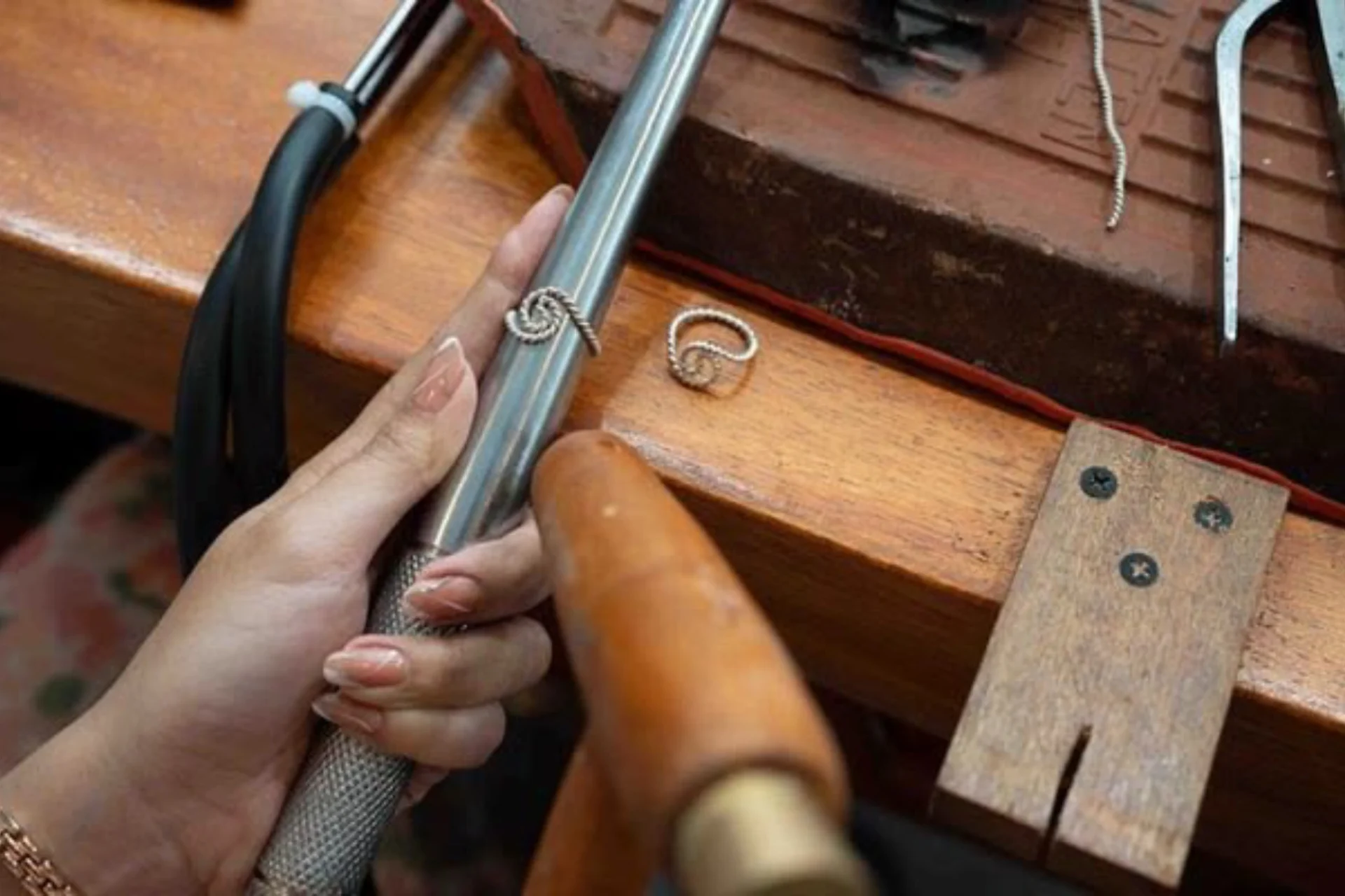 Kuta Bali Silver Jewelry Making Class Near Kuta Beach