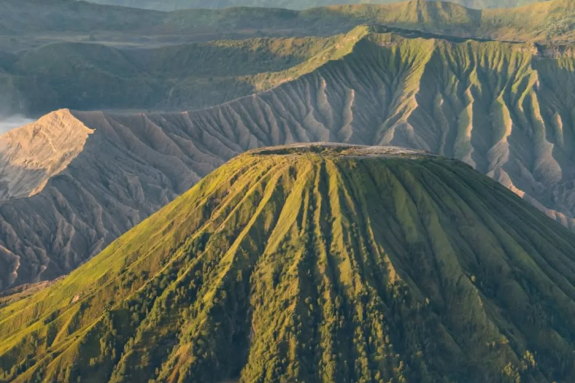 Stunning Mount Rinjani National Park _ Indonesia