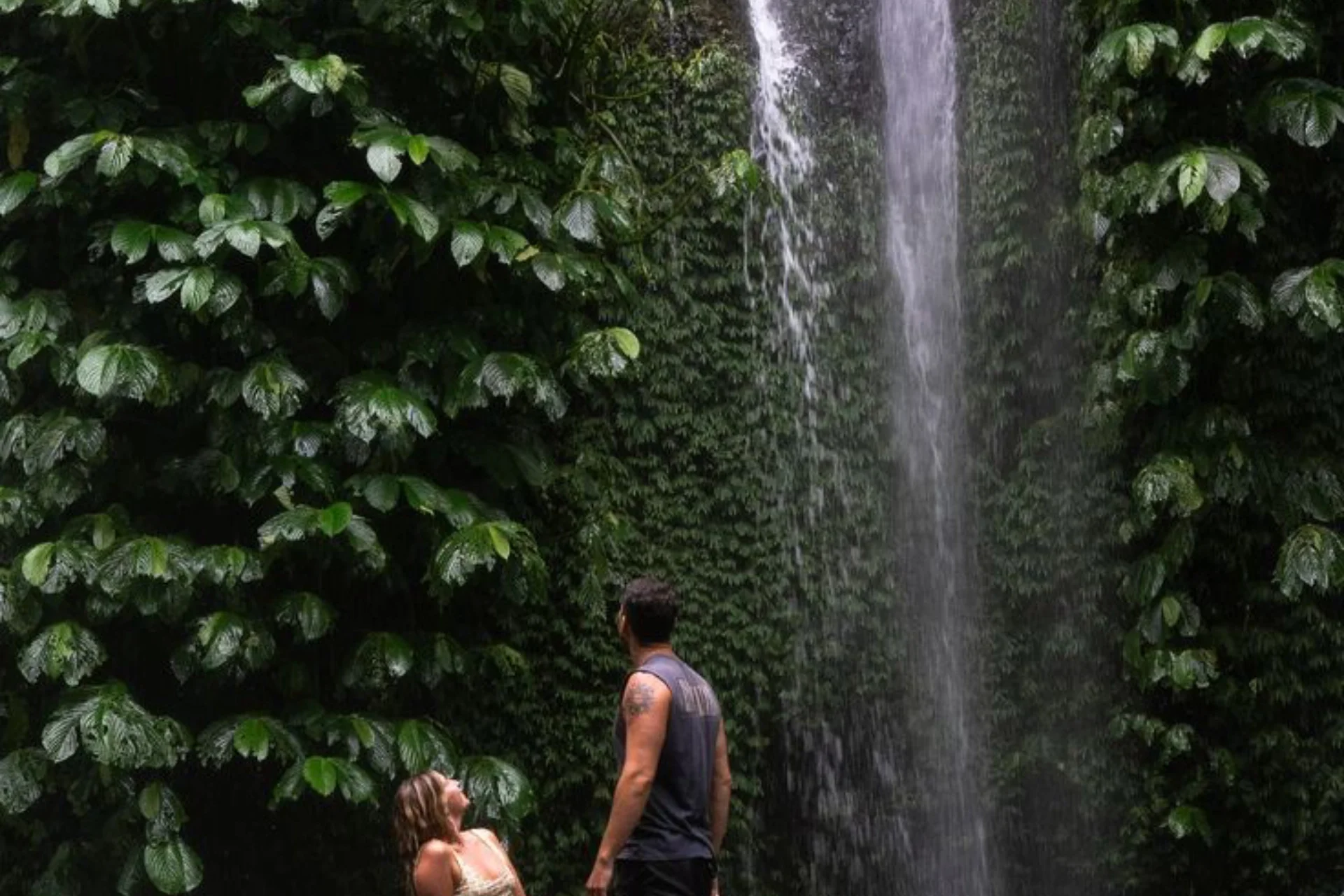 Waterfalls you need to visit in central Lombok 😍 📍 Benang Stokel and Benang Kelambu Waterfall We paid 90,000 IDR pp (£4_30pp) which is a little mo